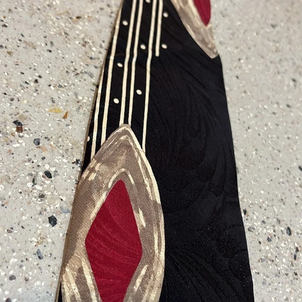 VINTAGE COUTURE BY X’ANDRINI HANDMADE WIDE SILK TIE BLACK RED CREAM BROWN